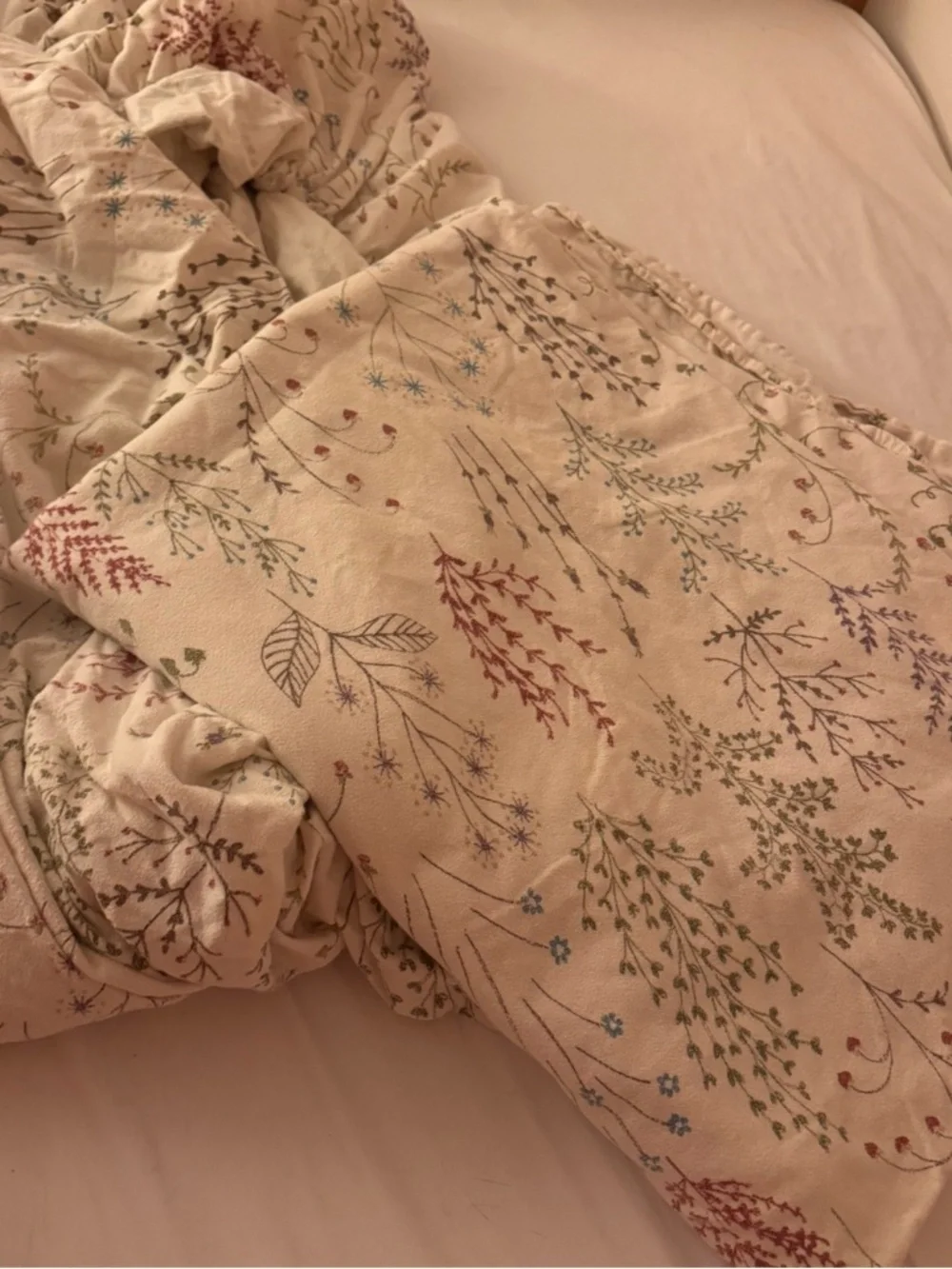 L.L. Bean Botanical Floral flannel Sheet Collection queen